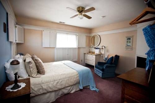 HERITAGE INN