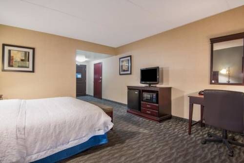 Hampton Inn & Suites by Hilton Syracuse Dewitt