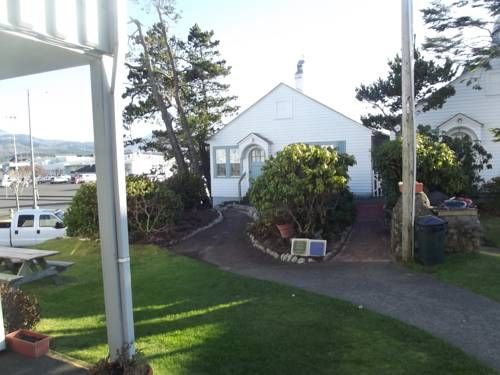 Hillcrest Inn