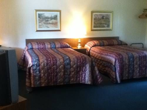Candlelight Motel