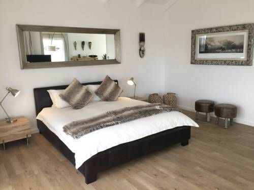 Cambalala Guest House