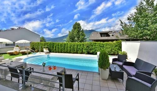 Outdoor Pictures 21