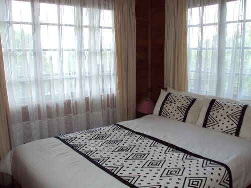 Impala Niezel Lodge & Safari Tours