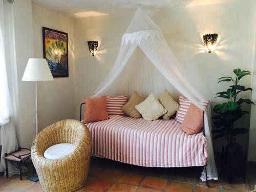 Darcilla Guest House