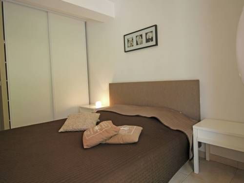 Exclusive villa in Le muy with private pool