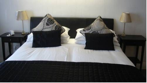 Deanwater Hotel