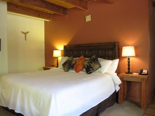Abiquiu Inn