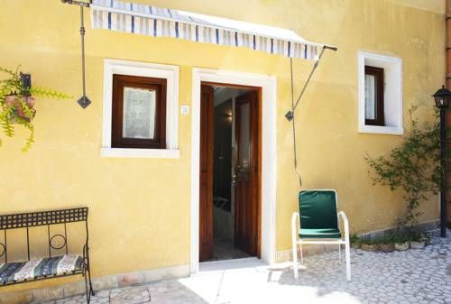 Domus Sicily - Bed And Breakfast Villa Pilati