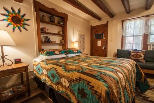 Pueblo Bonito B&B Inn
