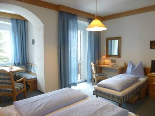 Hotel Holzer