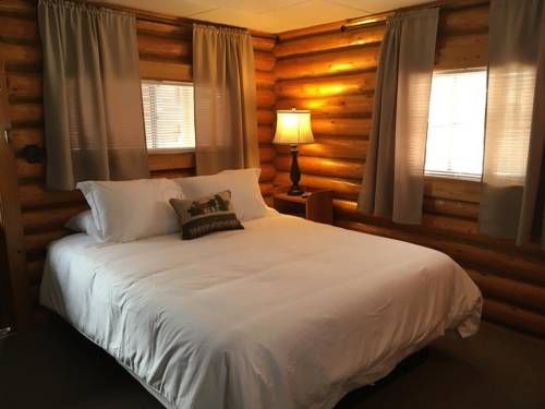 Sportsman's Lodge