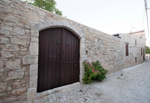 Oinoessa Traditional Boutique Guest Houses