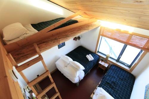 BLACHFORD LAKE LODGE