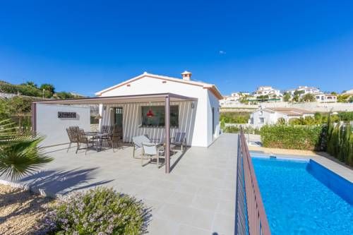 Villa Dalia by Abahana Villas