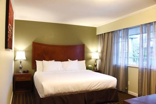 Gibsons Garden Hotel
