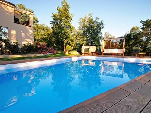 Outdoor Pictures 21