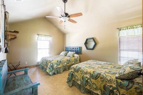 River Bluff Cabins