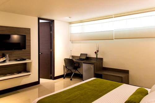 Loyds Hotel