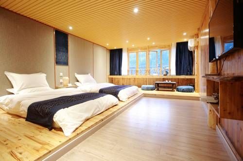 Tong Sang Art Hotel