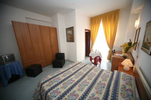Hotel Emily Fiera