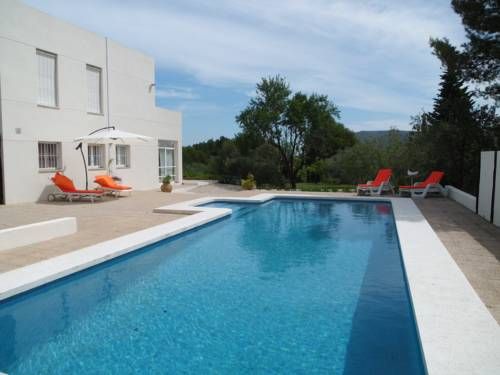 032 Villa Albardanera