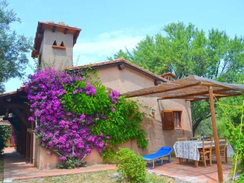 Comfy Holiday Home in Monte Argentario with Garden