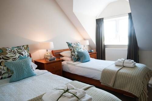 Hillside Lodge B&B