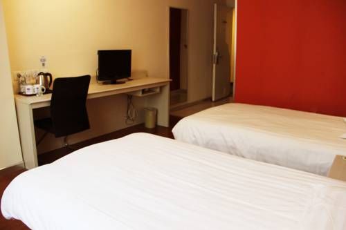 Hanting Express Jiangyin Huaxi Village South