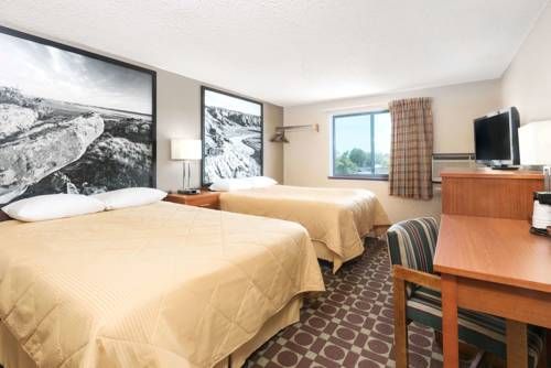 Super 8 by Wyndham Miles City