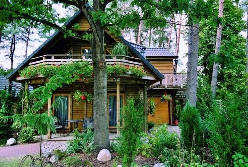 Outdoor Pictures 24
