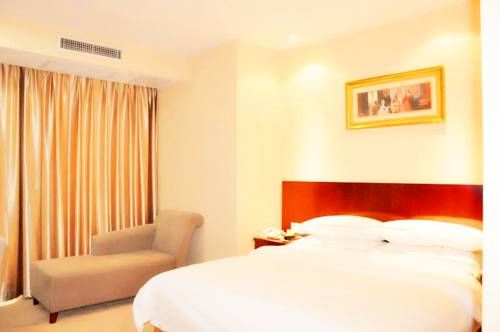 Vienna 3 Best Hotel Taicang Habour International Bus Station