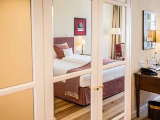 Hotel Image 4