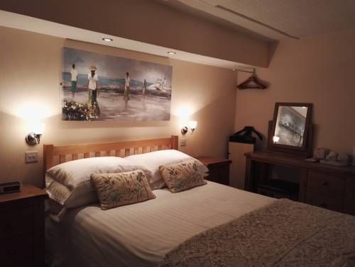 The Crown Hotel