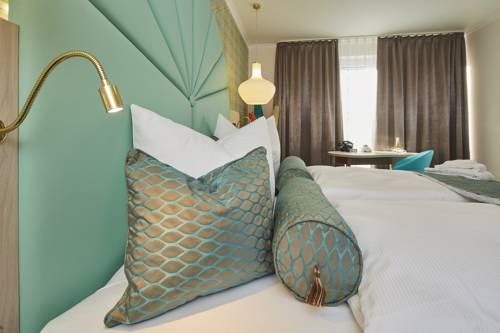Bernstein Hotel "50`s Seaside Motel"