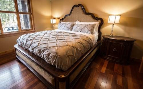 Rundle Cliffs Lodge Getaway