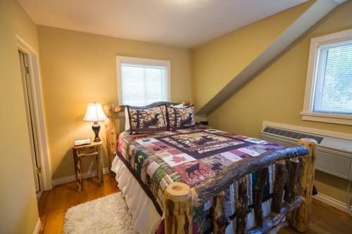 Morrisons Rogue River Lodge