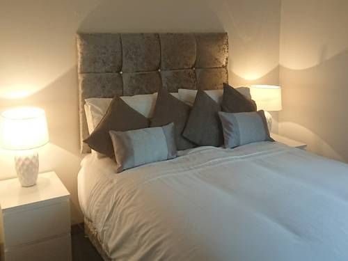 Glenfern Guest House, also self catering cottage with PRIVATE hot tub