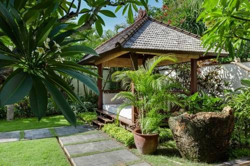 Outdoor Pictures 24