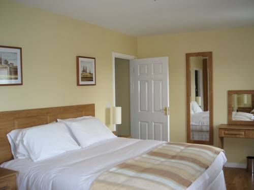 Knightsbrook Hotel Courtyard Accommodation
