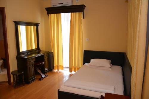 Hotel RR