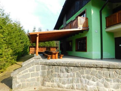 Outdoor Pictures 24