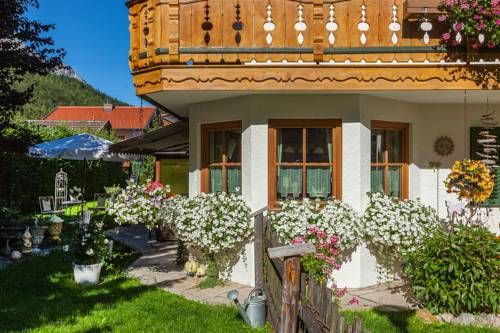 Outdoor Pictures 24