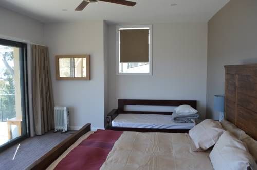 Willow Bay Lodge