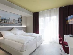 Hotel Image 1