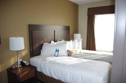 Best Western Plus Lacombe Inn and Suites