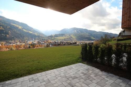 Outdoor Pictures 24