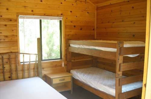 Yosemite Lakes Bunkhouse Cabin 28