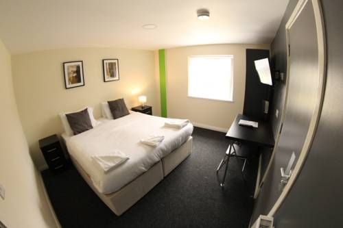 Lymedale Suites Studios & Aparthotel in NEWCASTLE UNDER LYME & STOKE
