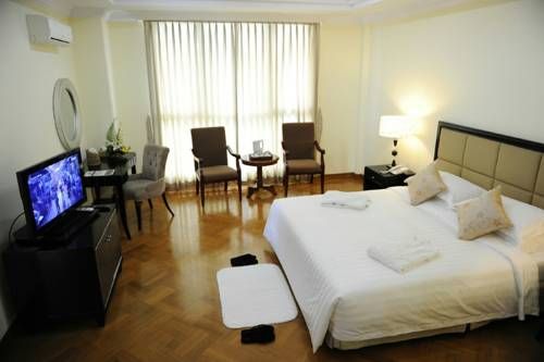 Mawlamyaing Strand Hotel