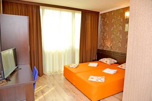 Dream Hotel